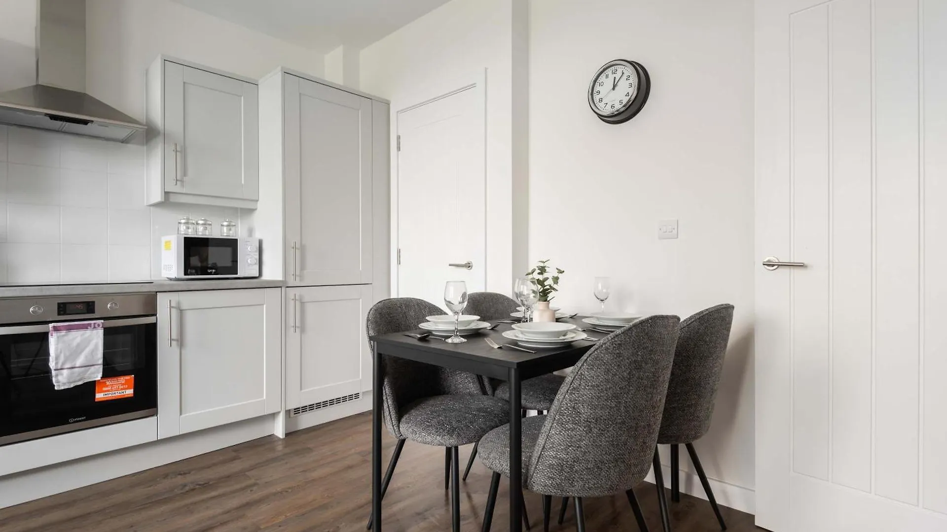 Modern 1 Bedroom Apartment In York With Parking 0*,  영국