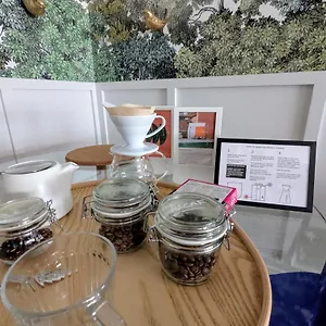  Apartment I Should Cocoa