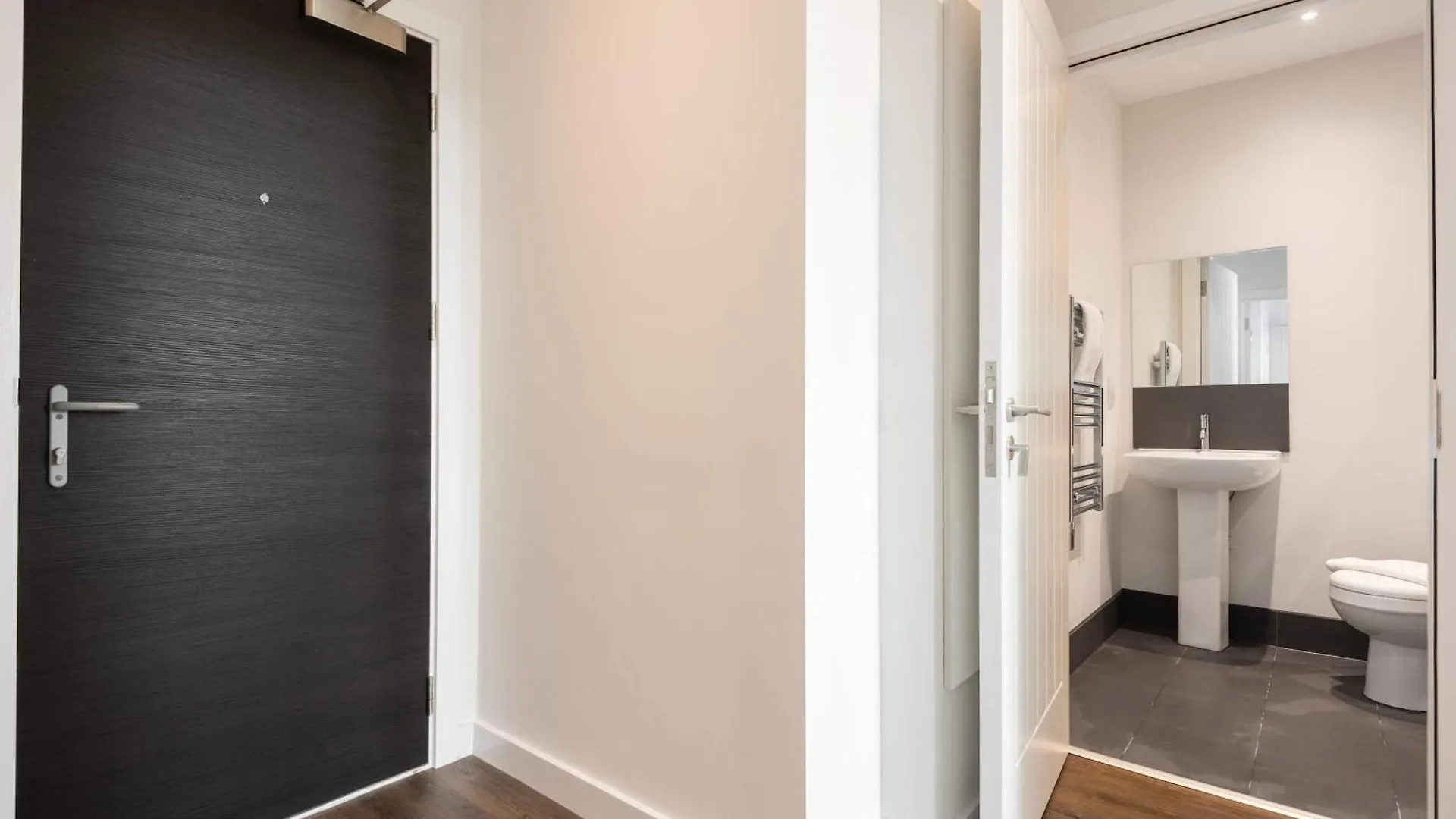 Modern 1 Bedroom Apartment In York With Parking